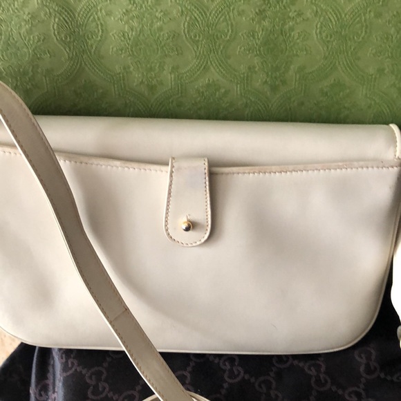Authentic Crossbody/Shoulder Leather Bag Gucci. - Picture 12 of 15